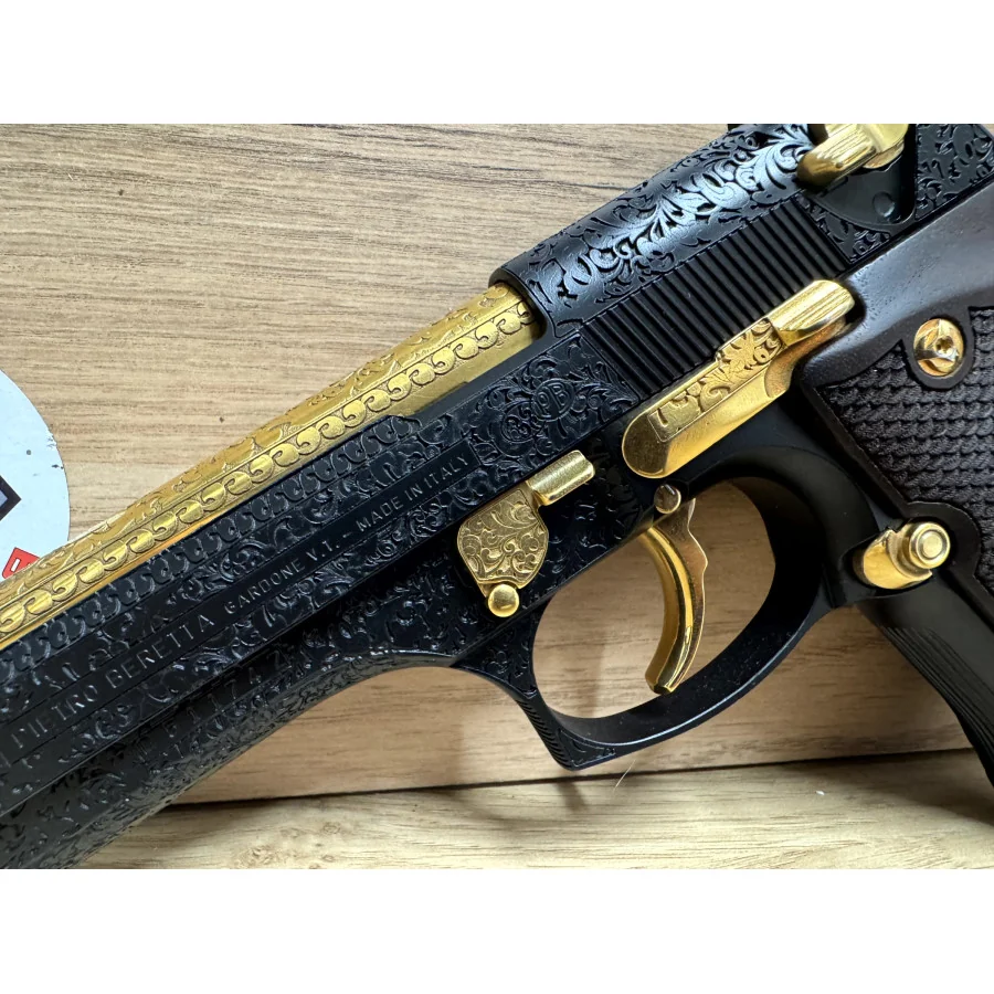 PISTOLET BERETTA 92F 9x19 CUSTOM OR ENGRAVING