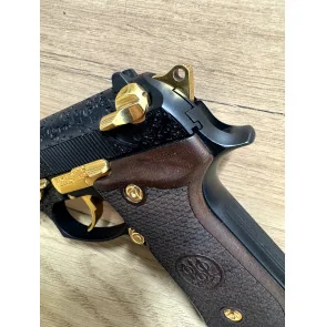 PISTOLET BERETTA 92F 9x19 CUSTOM OR ENGRAVING