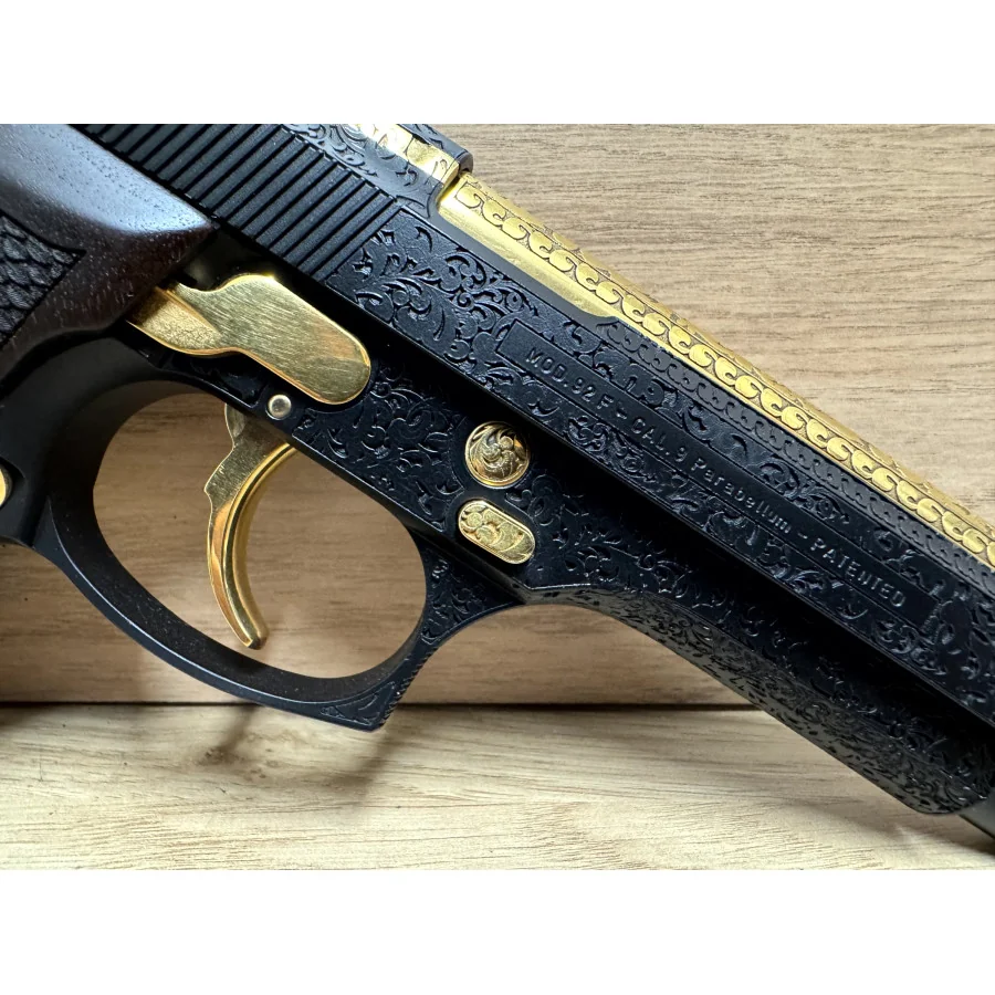 PISTOLET BERETTA 92F 9x19 CUSTOM OR ENGRAVING