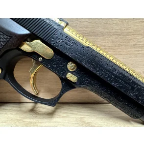 PISTOLET BERETTA 92F 9x19 CUSTOM OR ENGRAVING