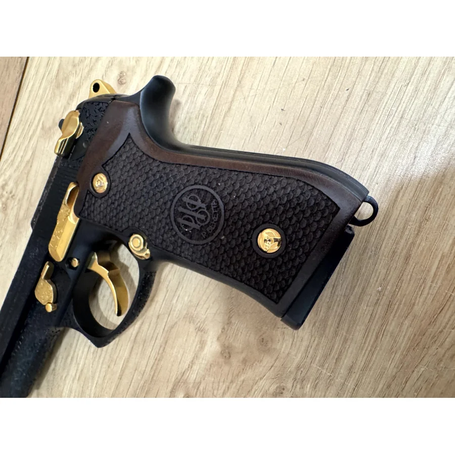 PISTOLET BERETTA 92F 9x19 CUSTOM OR ENGRAVING