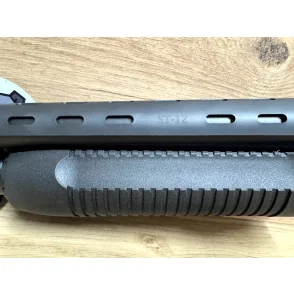 001923 : FUSIL A POMPE TAURUS ST12 STANDARD CAL.12 61CM Ray?