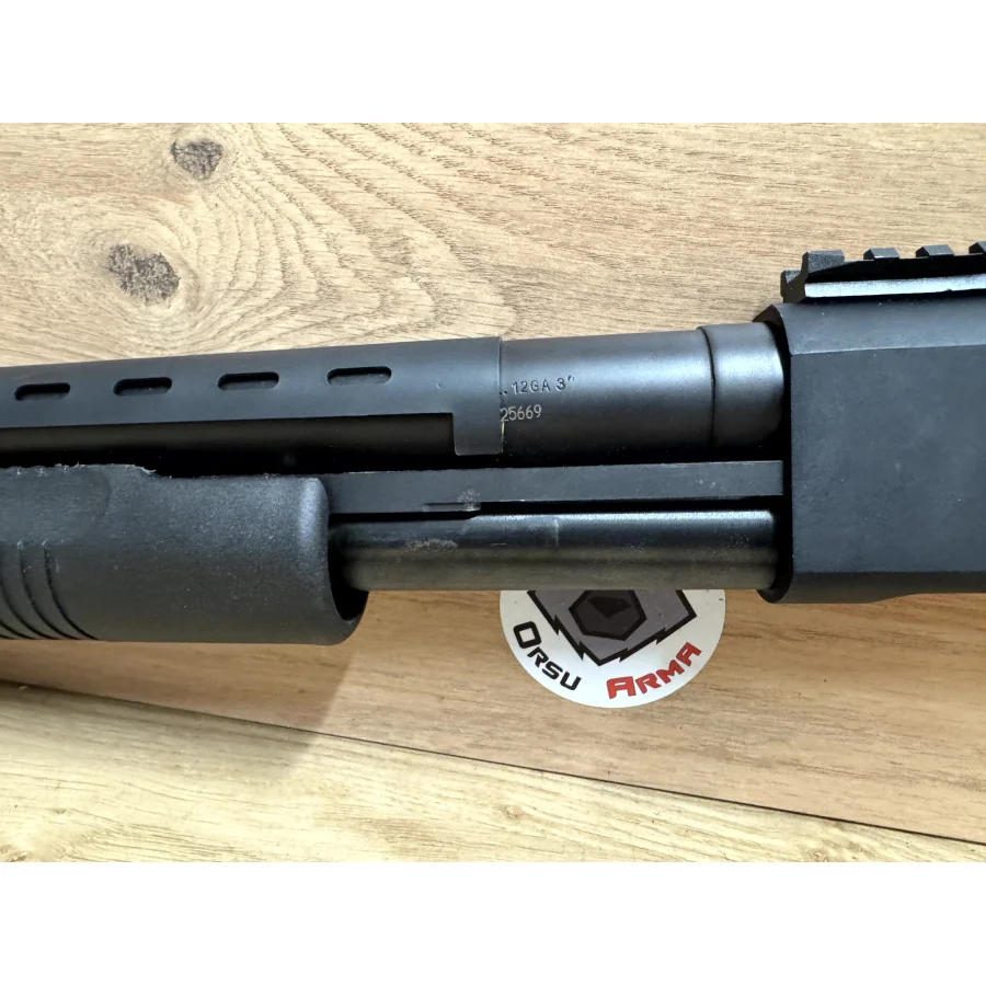 001923 : FUSIL A POMPE TAURUS ST12 STANDARD CAL.12 61CM Ray?