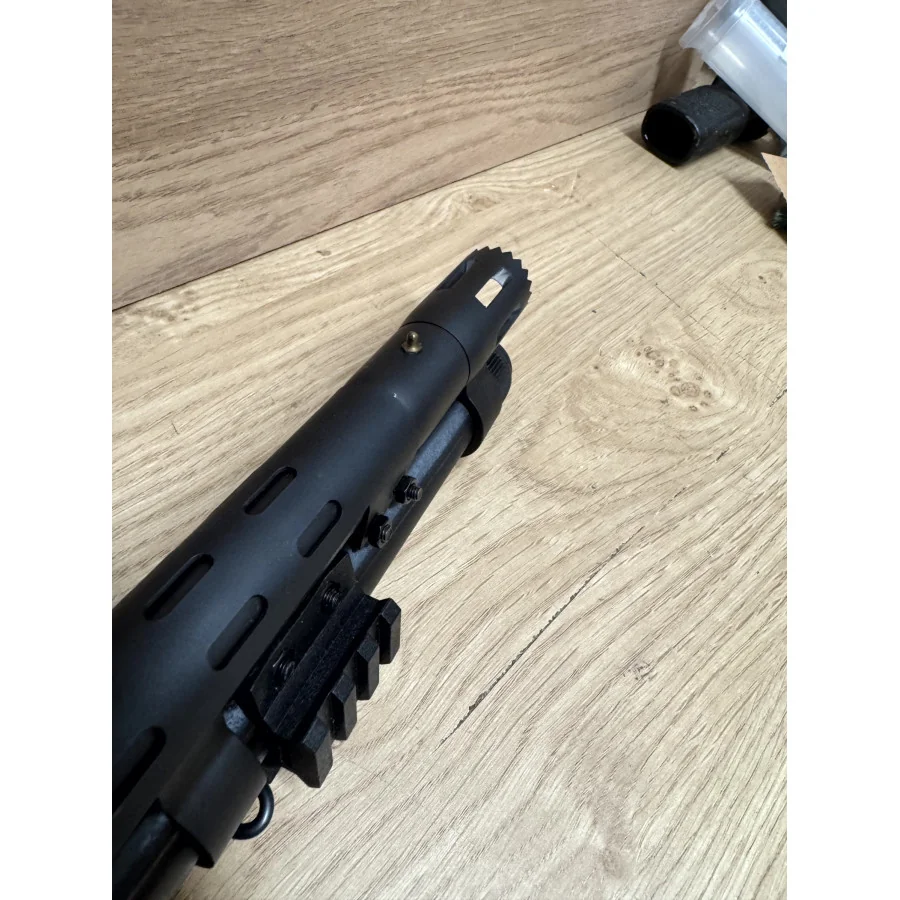 001923 : FUSIL A POMPE TAURUS ST12 STANDARD CAL.12 61CM Ray?