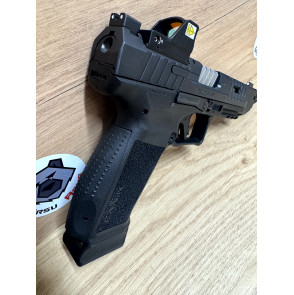 PISTOLET CANIK METE SFX PRO BLACK CALIBRE 9X19