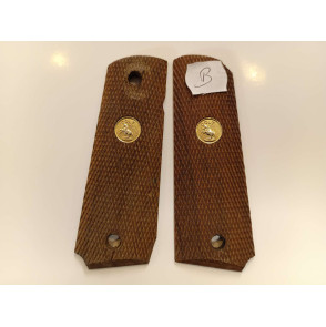 PLAQUETTE OCCASION COLT NUMERO B MOYEN ETAT