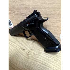 PISTOLET CZ ENTRY CALIBRE 9X19 TBE