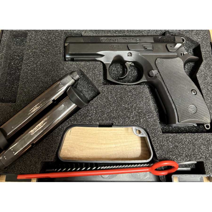 PISTOLET CZ 75 DAO CALIBRE 9X19