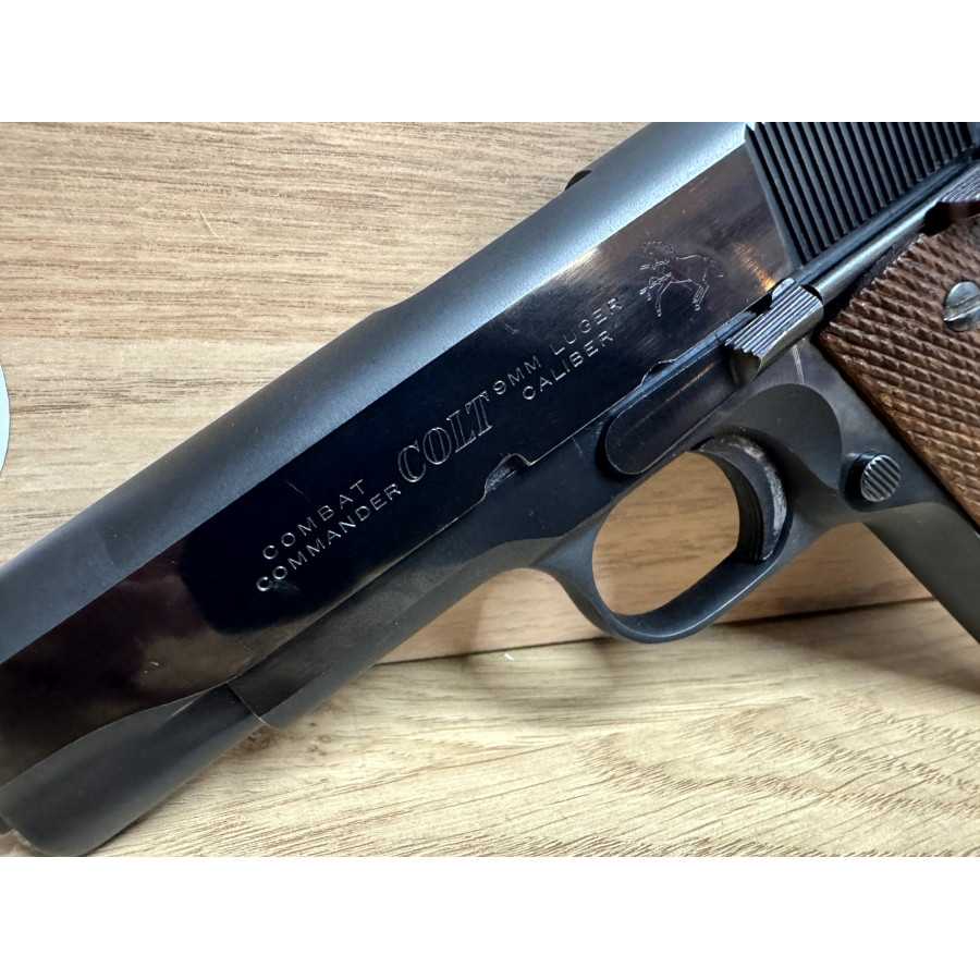 PISTOLET COLT 1911 COMBAT COMMANDER 9X19
