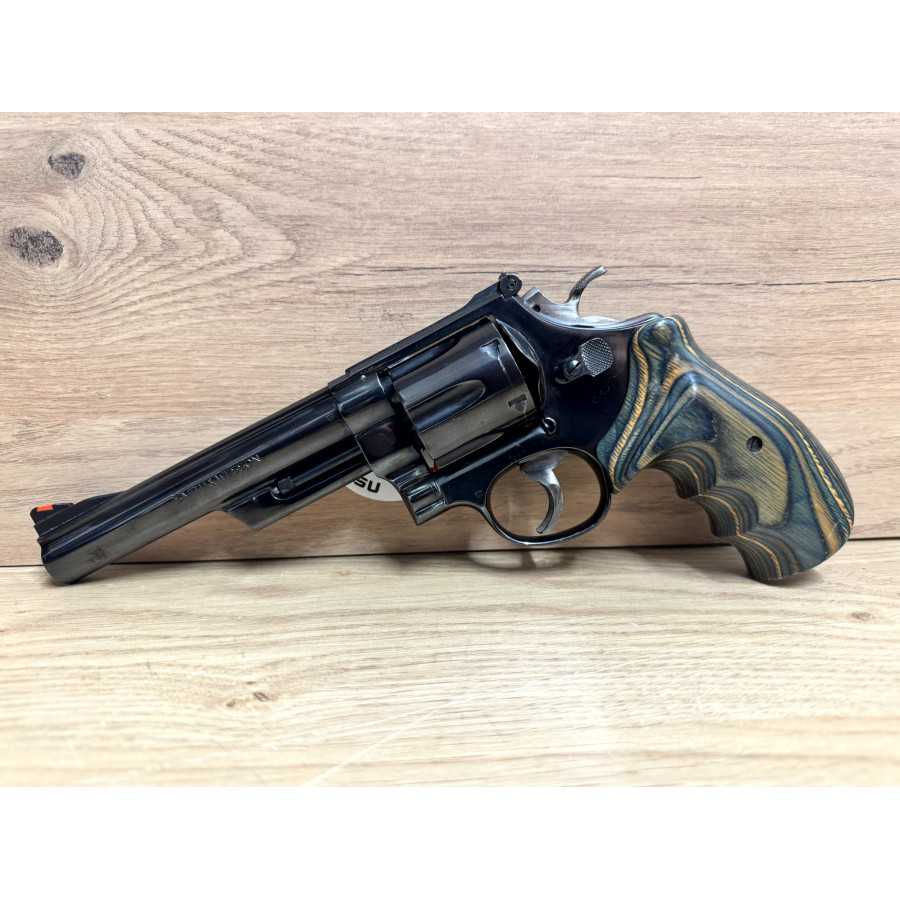 REVOLVER SMITH & WESSON MOD...