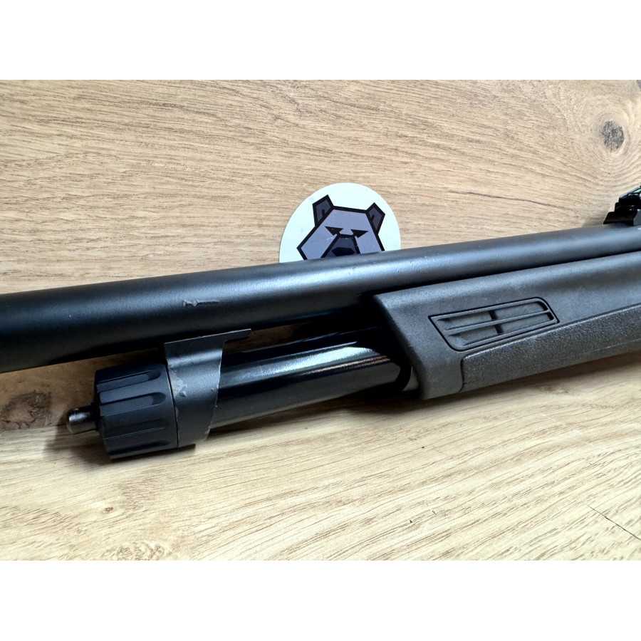 FUSIL A POMPE WINCHESTER SXP 12 RAYER CAL 12