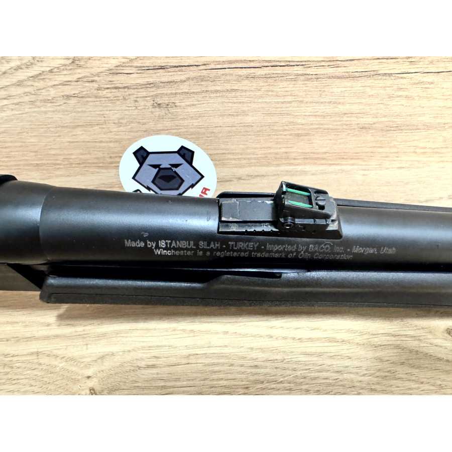 FUSIL A POMPE WINCHESTER SXP 12 RAYER CAL 12