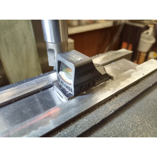 ATELIER // USINAGE PLAQUE POUR READY OPTIC