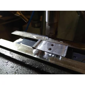 ATELIER // USINAGE PLAQUE POUR READY OPTIC