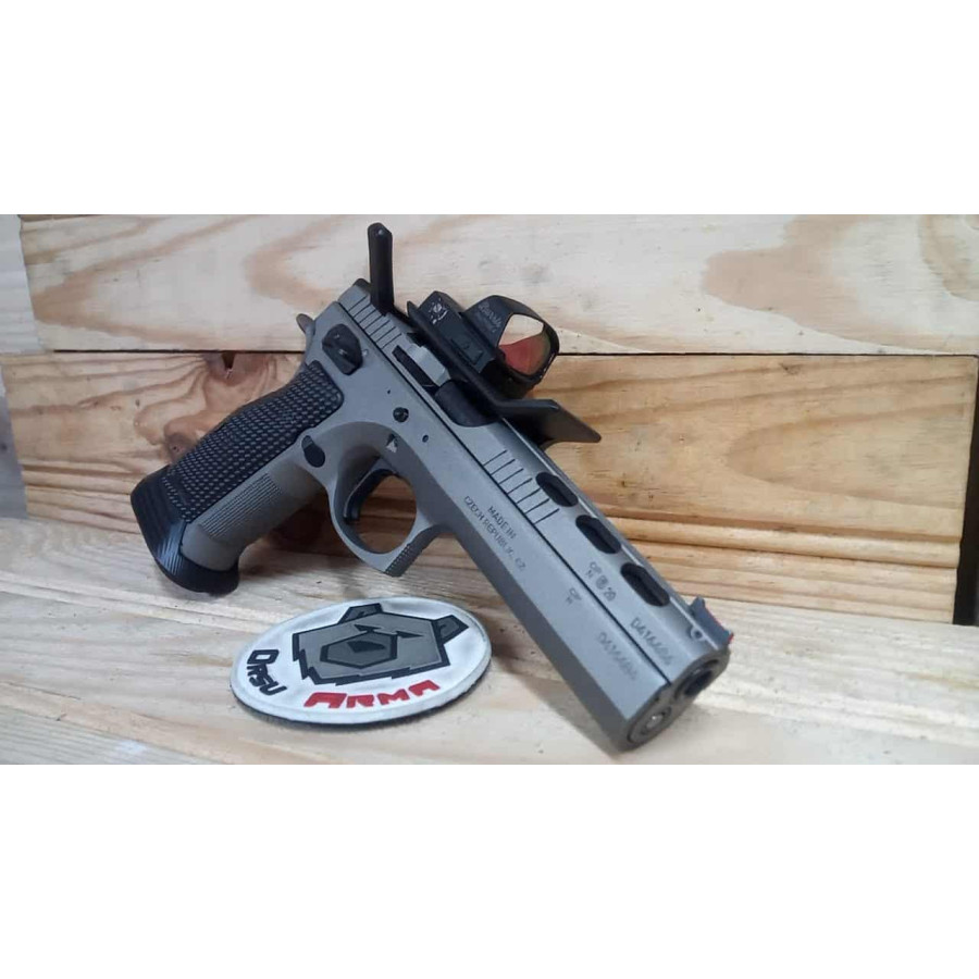 ATELIER // CERAKOTE ARME DE...