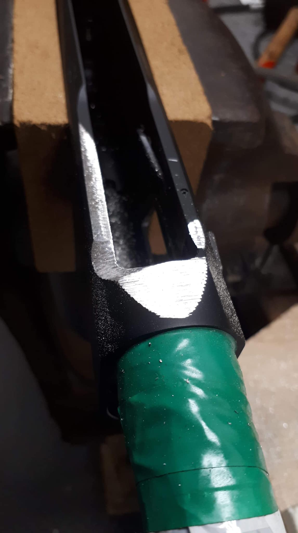 Modification puit de chargeur sur Benelli M2. Spécial speedload, shotgun. — photo