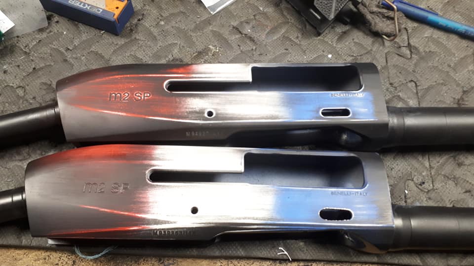Travaille express d'hier pour notre champion François Xavier Dyba, customisation de ses… — photo
