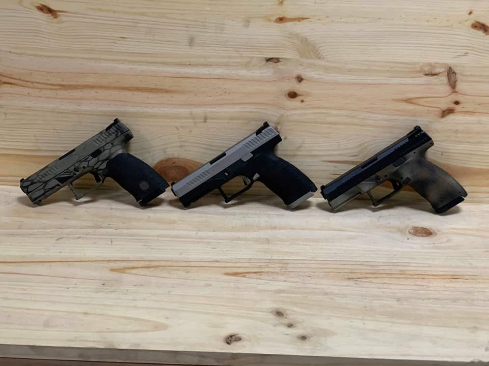 Présentation de nos customs de la semaine commandé par nos confrère Armurerie Szewc - T… — photo