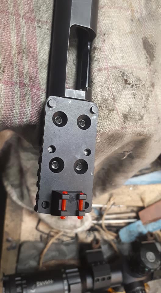 Poste du jour, Usinage d'une culasse STI Tactical déjà traite il y à quelques année pou… — photo