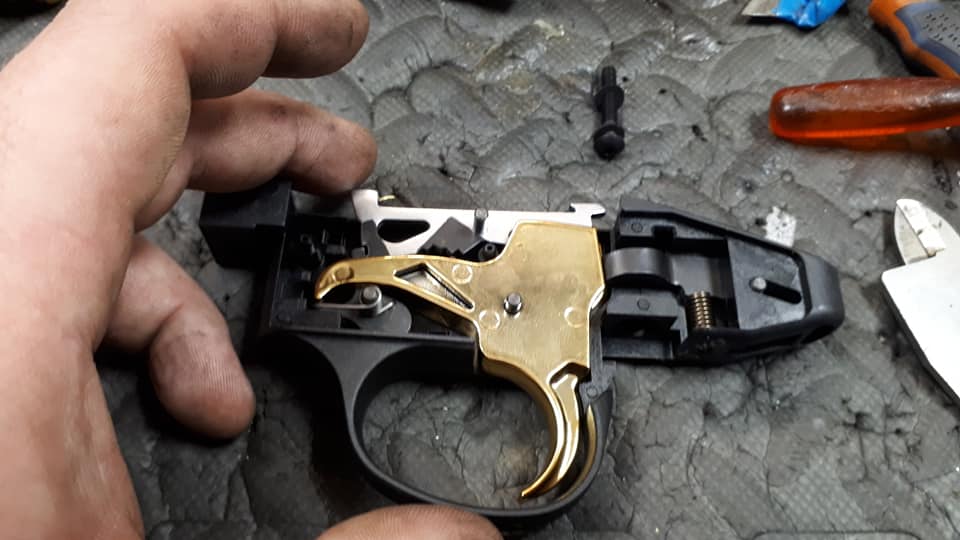 Quelques photos d'une préparation départ sur une carabine Browning T-bolt — photo