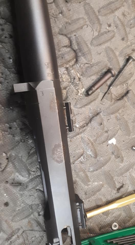 Poste du Samedi soir avec quelques photos du sauvetage de cette carabine Browning X-Bol… — photo