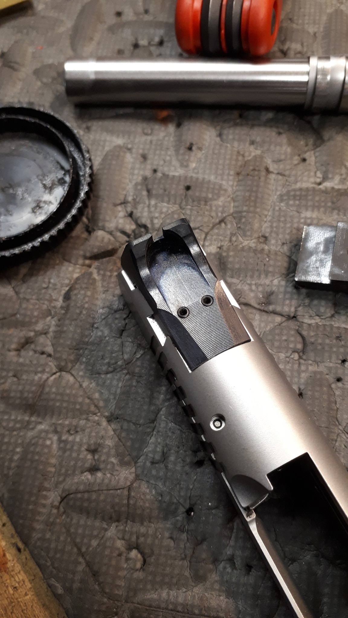 Photos pour ceux intéressé d'une hausse type Bomar initialement prévue pour être monté … — photo