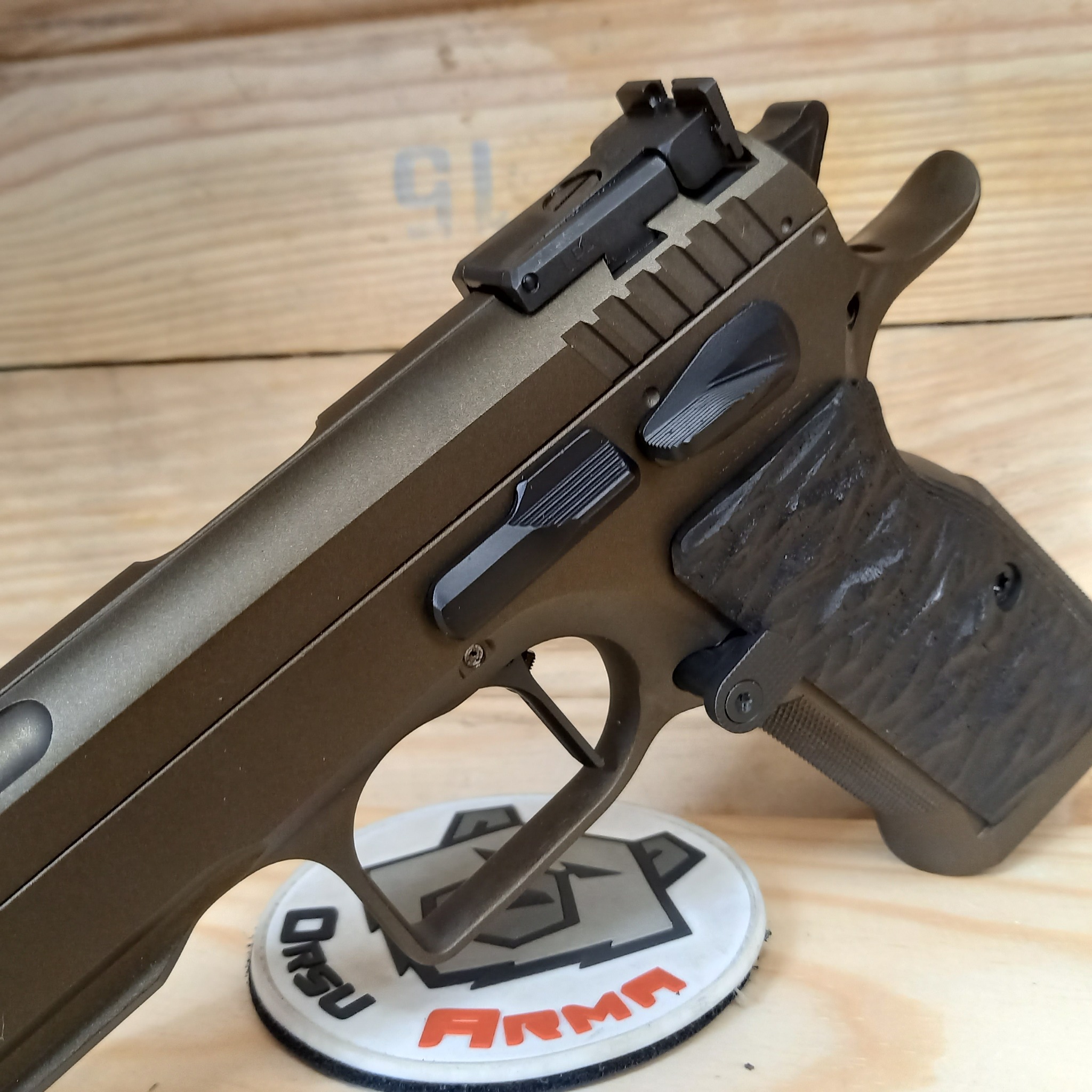 Custom Tanfoglio Stock III : usinage et départ match — photo