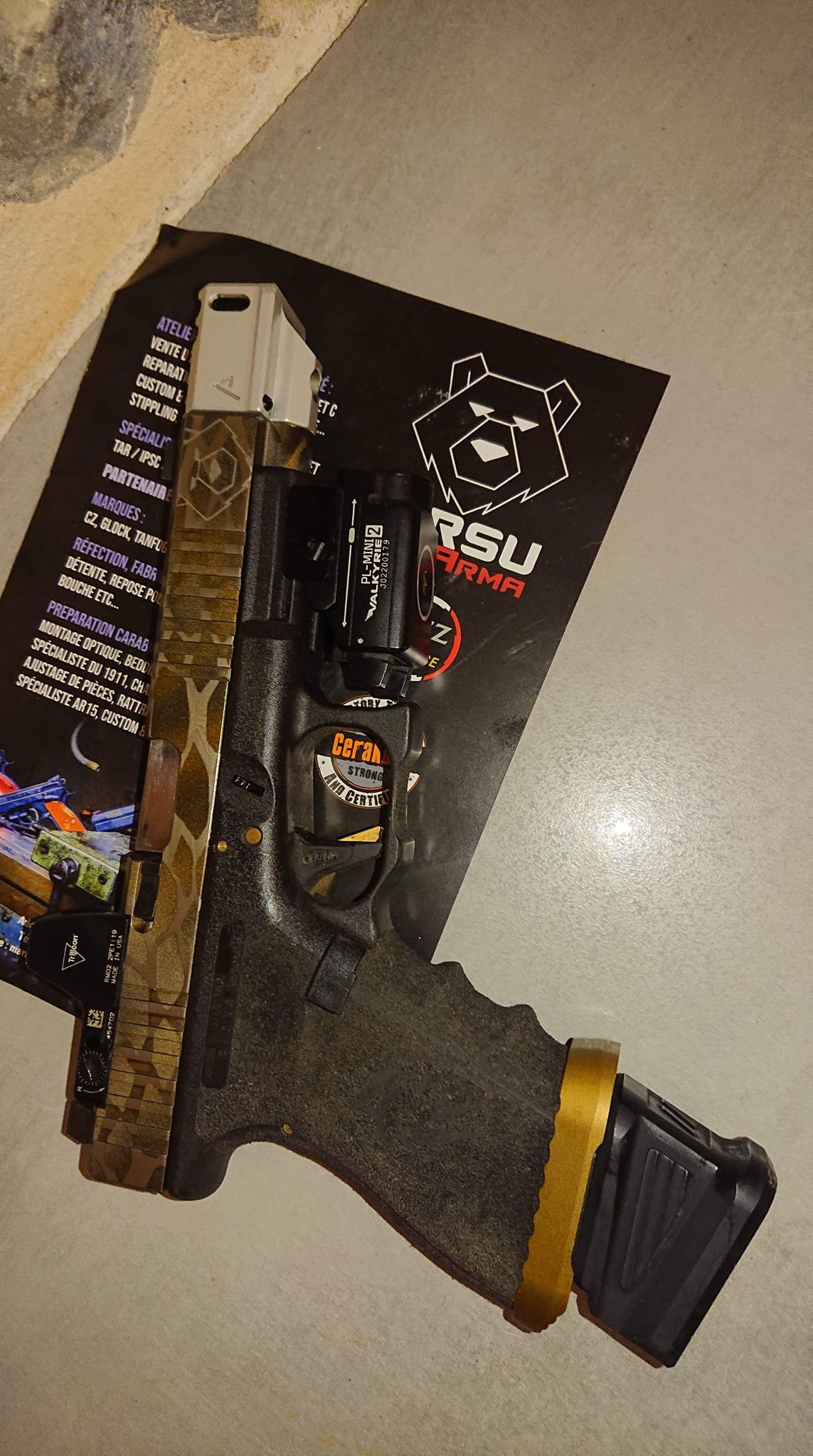 Quelques retour photos de nos travaux spéciale Customs Acide et Cerakote. Couteaux fait… — photo