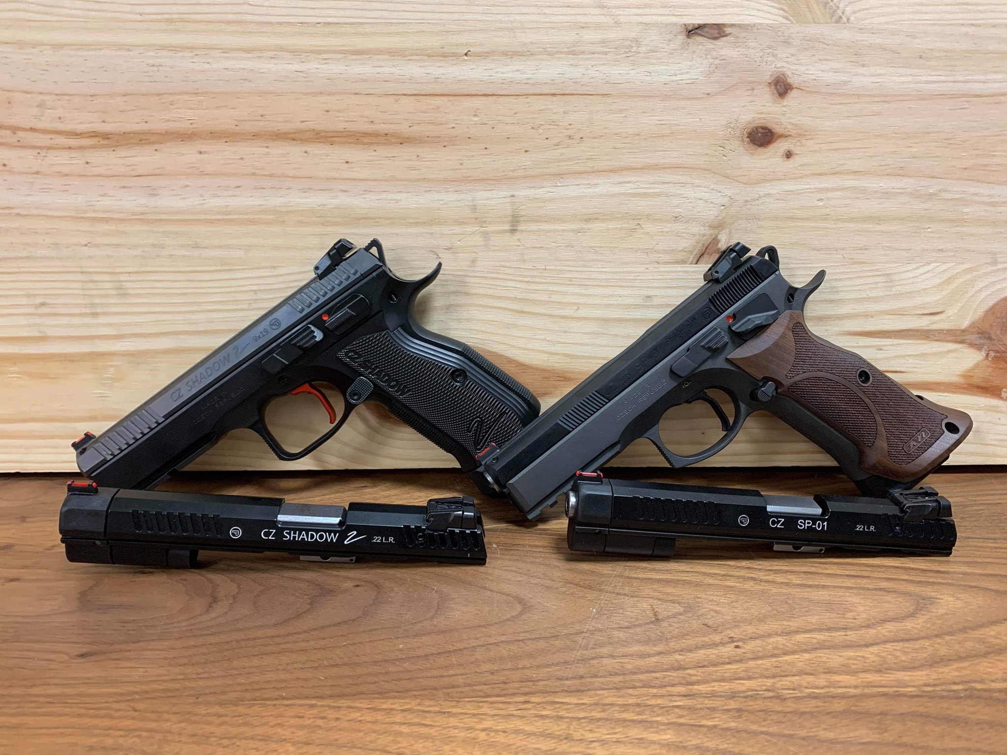 Poste du jour sur deux Customs CZ + Convertion SP01 & Shadow II : — photo