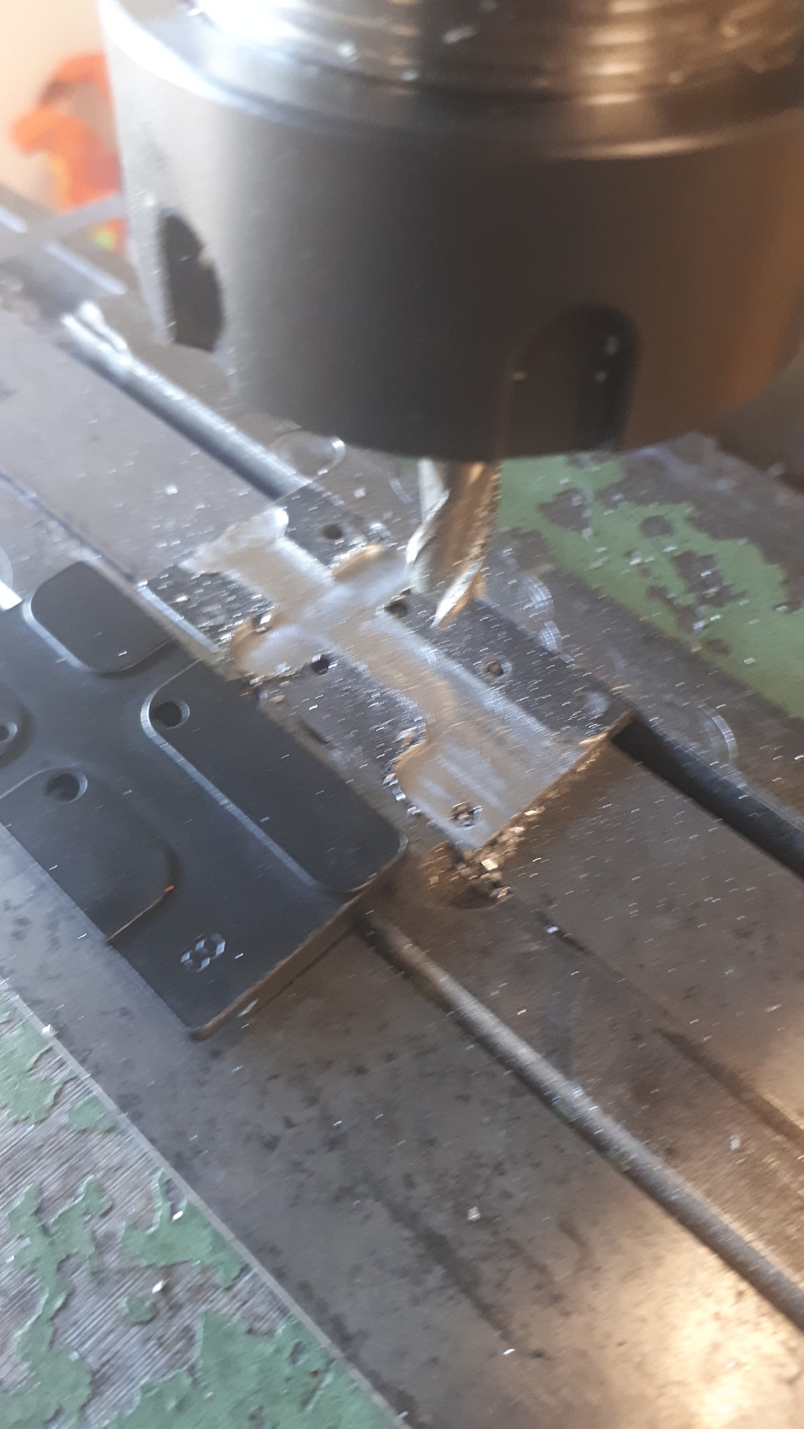 Poste du jour sur la fabrication d'une interface pour point rouge Vortex Venom sur un C… — photo