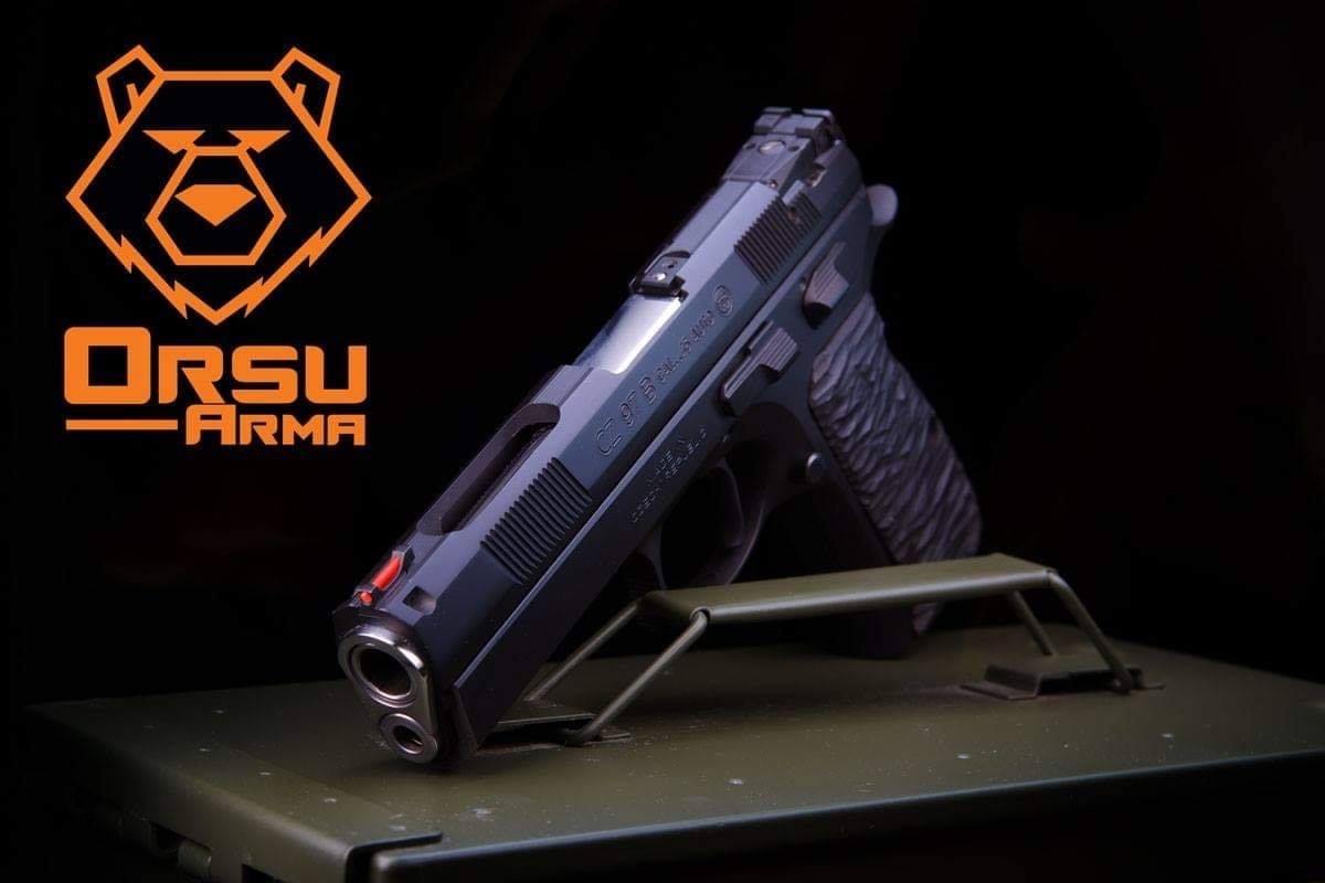 Poste du Jour sur le Custom d'un CZ 97B bien qu'il y ait déjà eut une magnifique présen… — photo